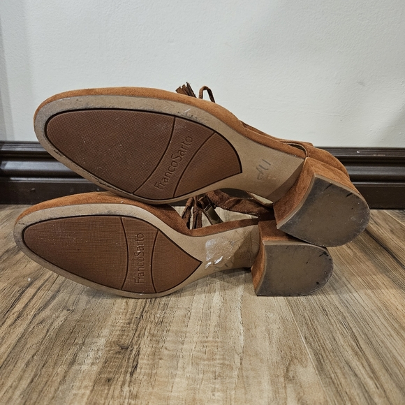 Heels - Picture 6 of 6